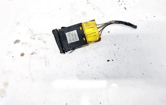 Fog light switch