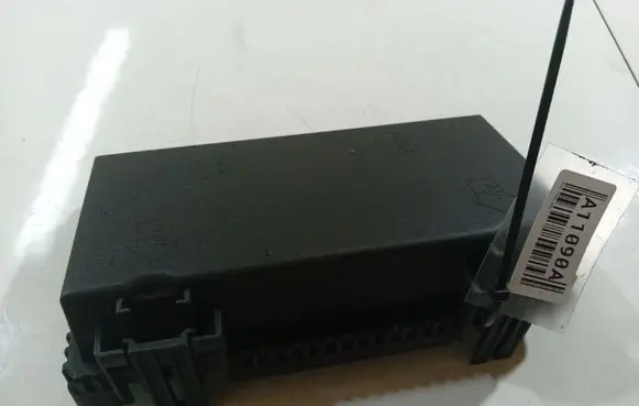 Opel Corsa D Fuse box cover 