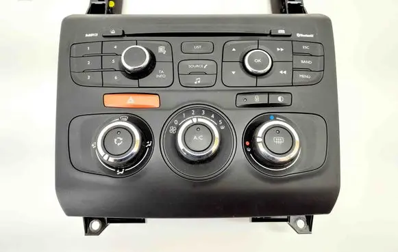 Citroen C4 II Interior fan control switch 9670466180 9666027177