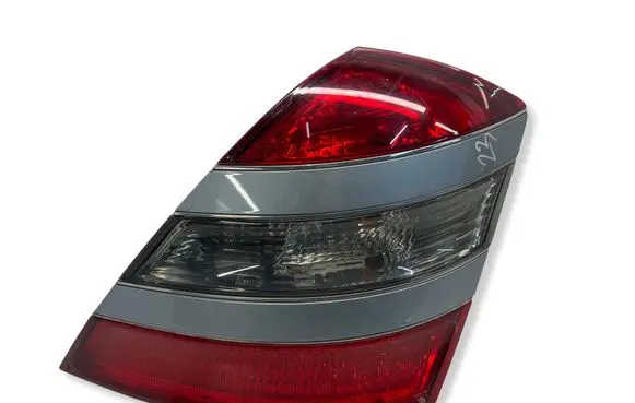 Mercedes-Benz S W221 Rear/tail lights A2218200264