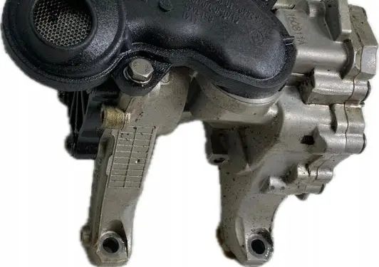 BMW 4 F32 F33 Oil pump 7624135