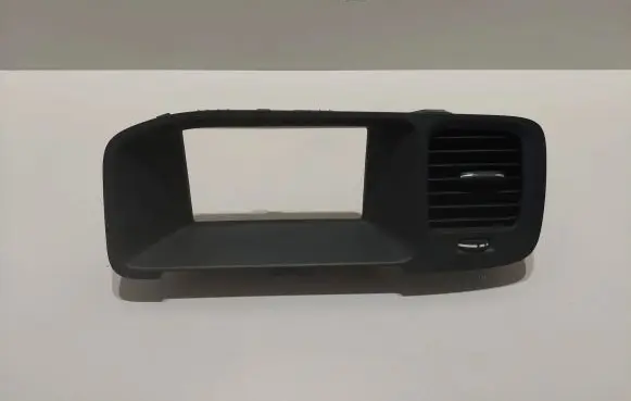 Volvo V60 Dash center air vent grill 39804063