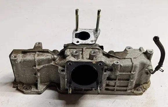 Toyota Verso Intake manifold 2581471