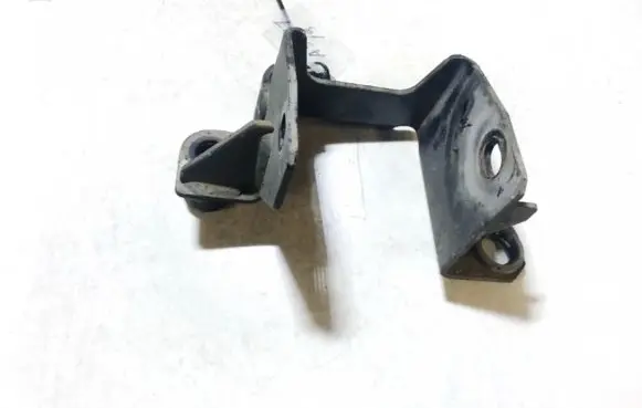 Mazda 6 Engine mounting bracket