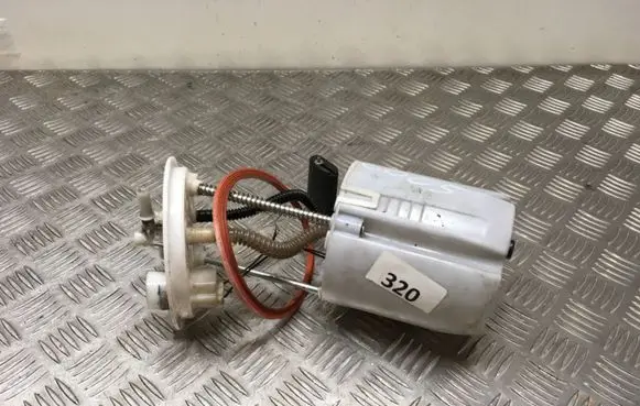 Hyundai i40 Fuel level sensor 311103Z900