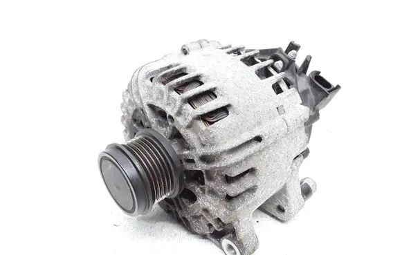 Volvo V60 Generator/alternator 30644799