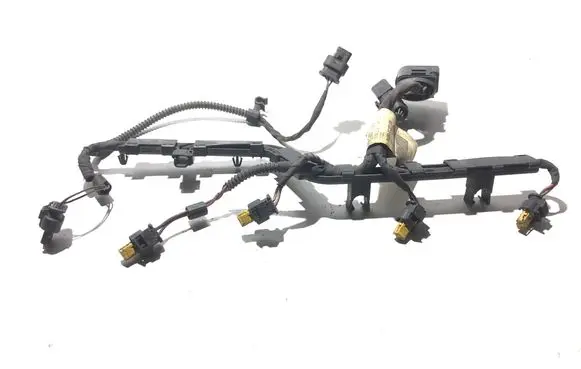 Volkswagen Tiguan Fuel injector wires 06J971082A