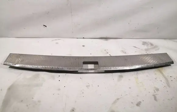 Volkswagen Touareg I Trunk/boot sill cover protection 7L6863459B