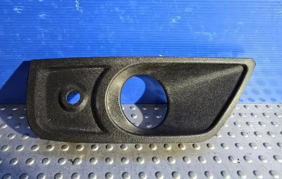 Renault Master III Front fog light trim/grill 263315700R
