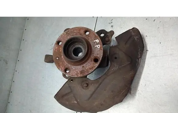 Volkswagen Vento Front wheel hub