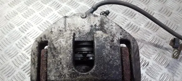 BMW 7 E65 E66 Front brake caliper 6030324