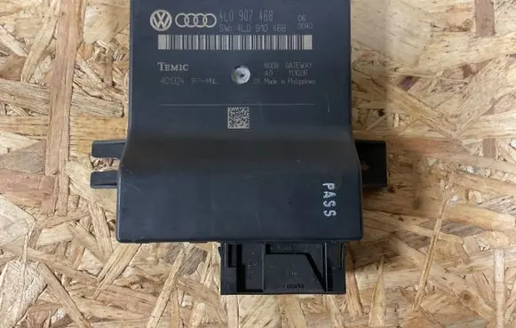Audi A8 S8 D3 4E Other control units/modules 4L0907468 4L0910468