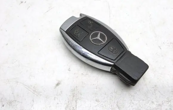 Mercedes-Benz GLK (X204) Ignition key/card 9386