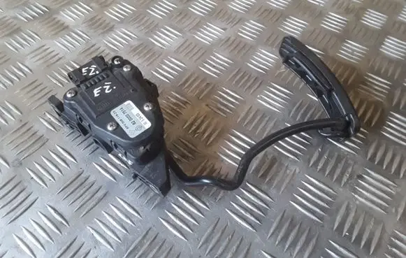 Renault Espace - Grand espace IV Accelerator throttle pedal 8200007514 6PV00811923