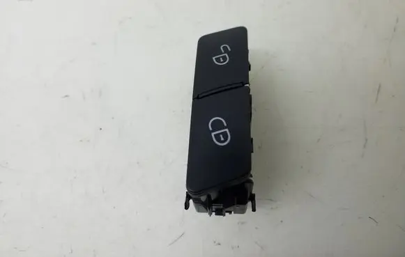 Mercedes-Benz C W204 Central locking switch button A2048706410