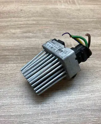 BMW X3 E83 Heater blower motor/fan resistor 6920365 5HL008436