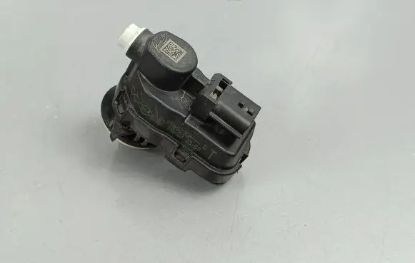 Nissan Qashqai J12 Headlight level adjustment motor 26056623ER