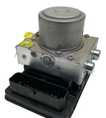 Mercedes-Benz C W205 ABS Pump A2059004948 A012K211 A012R486A