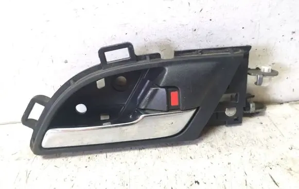Honda CR-V Front door interior handle 43712XXX