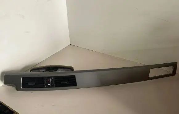 BMW 5 E60 E61 Dashboard glove box trim 7129233