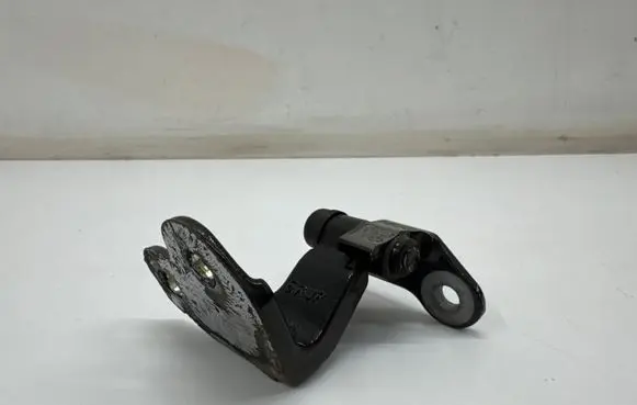 Nissan Qashqai J12 Rear door upper hinge 