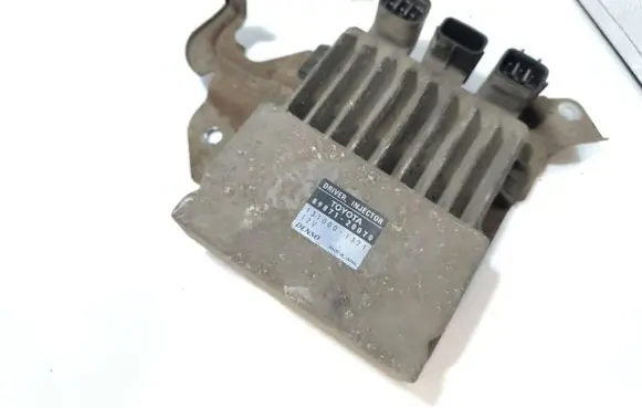 Toyota Avensis T250 Fuel injection control unit/module 8987120070 1310001371
