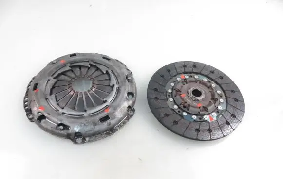 Volkswagen Golf IV Clutch set kit 324030210