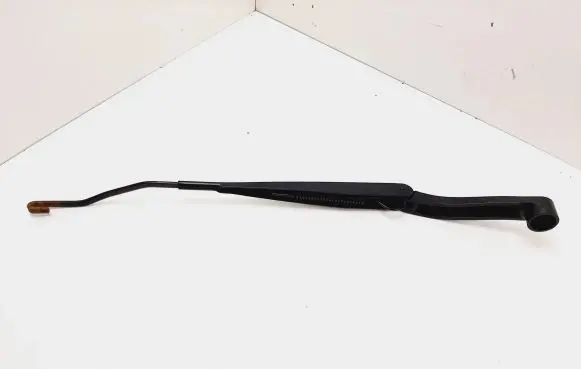 Chevrolet Orlando Front wiper blade arm 96893317
