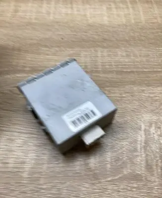 Toyota Corolla E120 E130 Door central lock control unit/module 8974102050 73662712