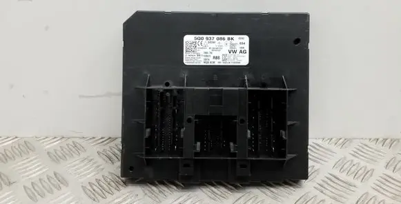 Volkswagen PASSAT B8 Comfort/convenience module 5Q0937086BK