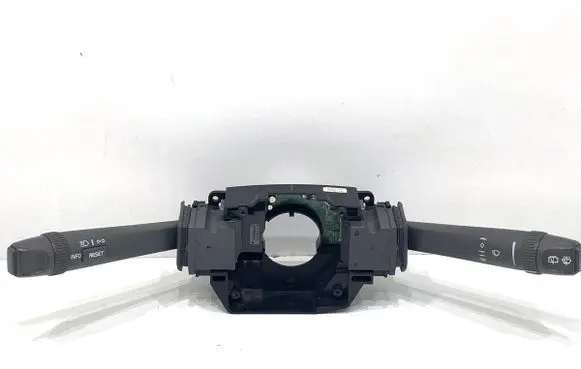 Volvo S70 V70 V70 XC Wiper turn signal indicator stalk/switch 8685372