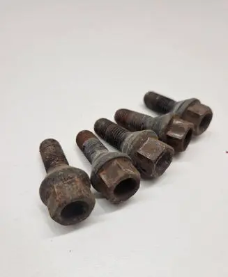 BMW 5 E60 E61 Nuts/bolts 