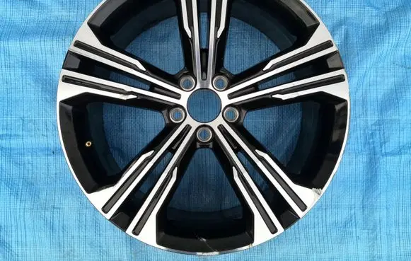 Volvo XC60 R19 alloy rim 
