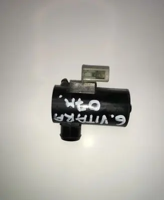 Suzuki Grand Vitara II Windscreen/windshield washer pump