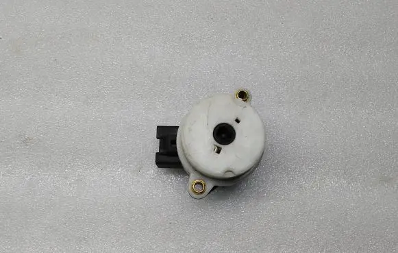 Volvo V70 Ignition lock contact 8645228