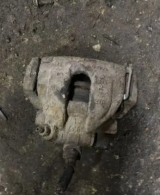 Volvo V70 Rear brake caliper