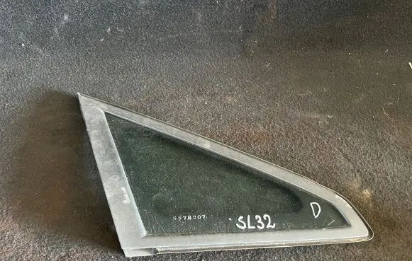 Ford C-MAX I Rear side window
