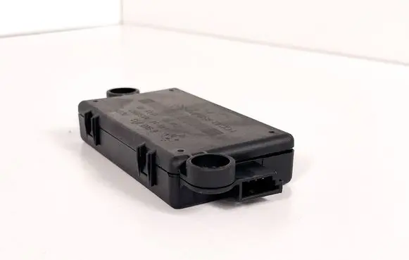 BMW 3 E92 E93 Alarm control unit/module 6989713 111100 AAS0263