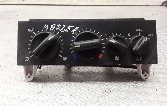Renault Master II Climate control unit 133678U
