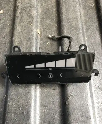 Volvo S90, V90 Climate control unit P31674024 31674024