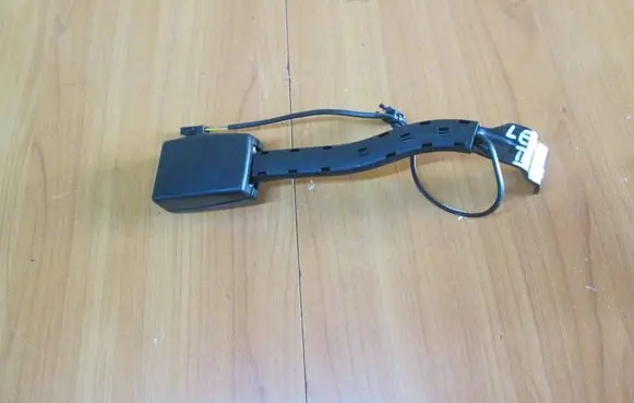 Seat Leon (1P) Front seatbelt buckle 5P0857756F
