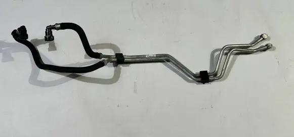 Jaguar F-Type Gearbox oil cooler pipe/hose DX23-7R081
