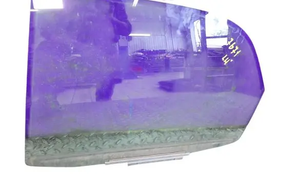 Fiat Sedici Front door window glass four-door 