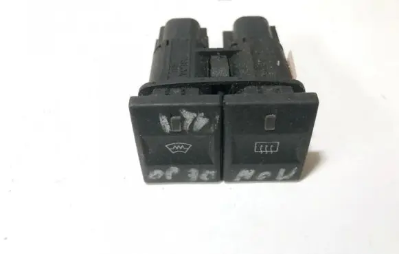 Ford Mondeo Mk III Windscreen/window heater switch 1s7t18k574aa 1s7t-18k574-aa
