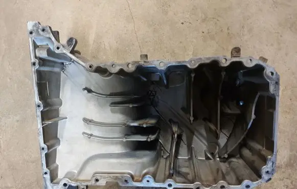 Volkswagen Touareg I Oil sump 070103603M