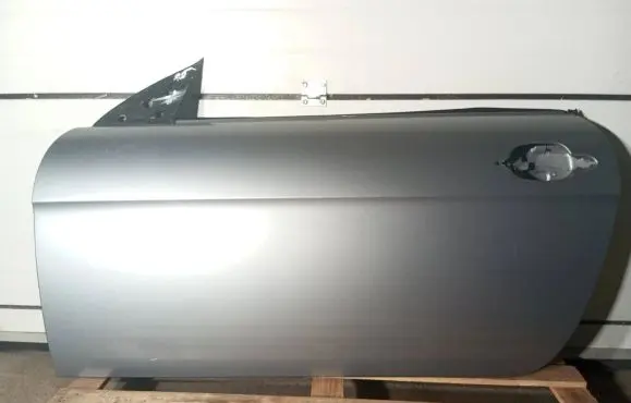 Door (2 Door Coupe)