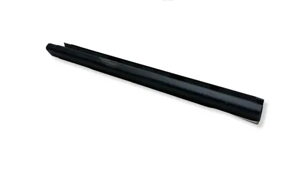 Porsche Cayenne (92A) Front passenger seat rail trim 7P5881464A