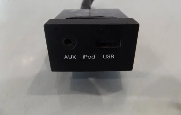 Hyundai i30 Light switch 961202R000