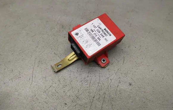 Mitsubishi Carisma Other control units/modules 1137328045 MR213384