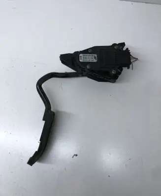 Volkswagen Sharan Accelerator throttle pedal 7M1721603A 98VW9F836AB 6PV00777003